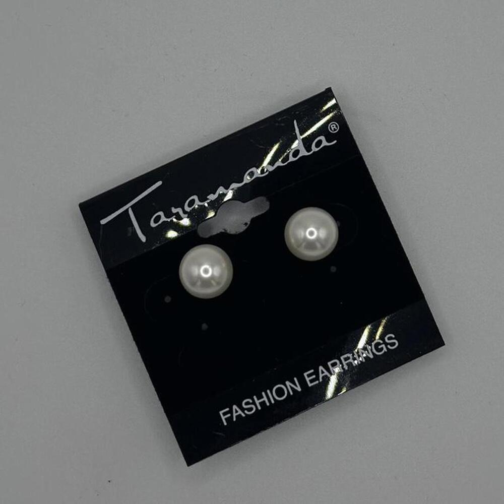 Taramanda Classic Faux Pearl Stud Earrings